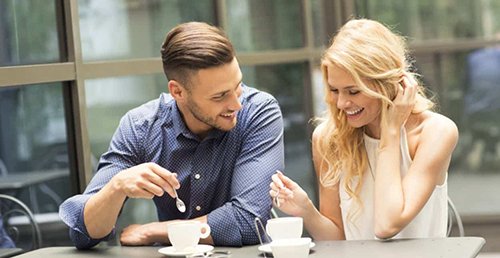 buổi hẹn đầu tiên nên nói chuyện gì? nói về sở thích