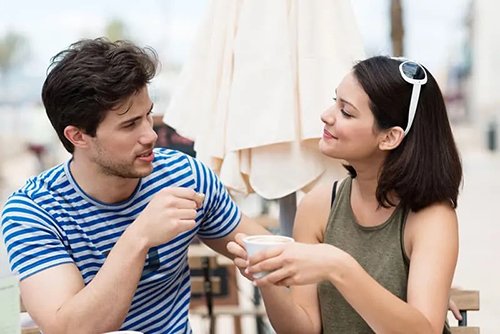 Cách nói chuyện tâm lý với con gái dành cho nam